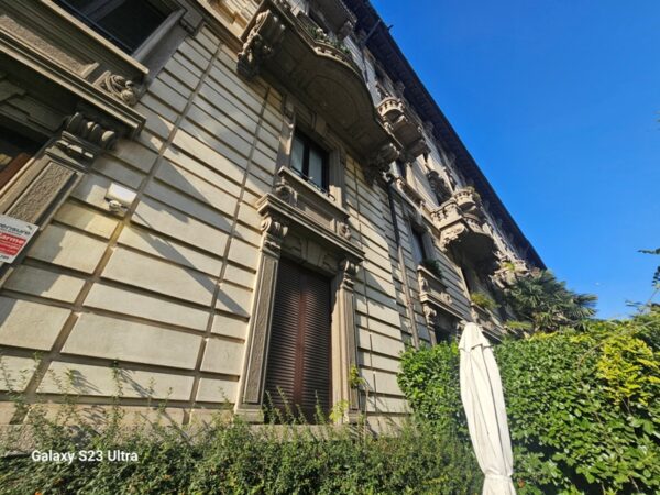 Plebisciti immobile epoca con giardino