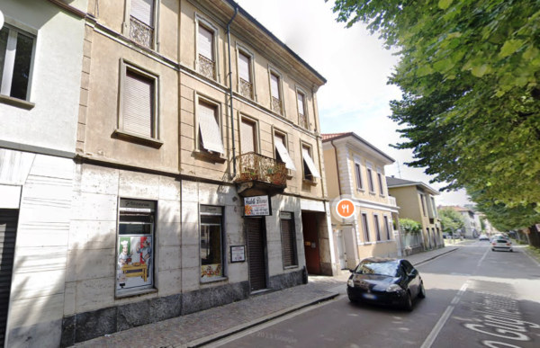 Immagine fronte starda Seveso centro storico vendita palazzina