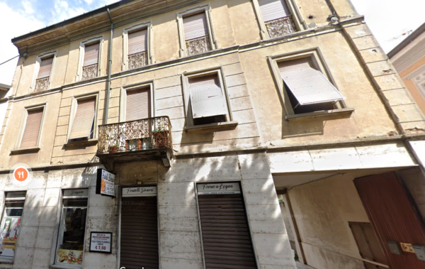 Immagine fronte strada 3 Seveso centro storico vendita palazzina