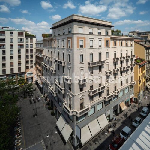 Piazza S. Maria Beltrade Duomo ufficio epoca